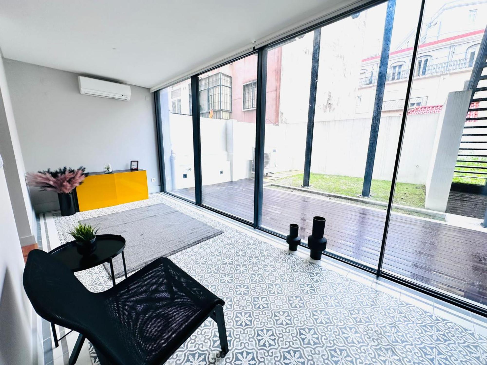 The Eca De Queiroz House - No Cv E - Three-bedroom *